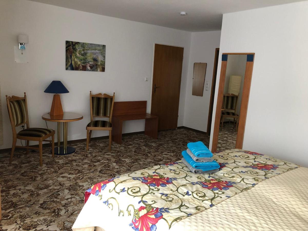 Ohana Bed And Breakfast Zorge ภายนอก รูปภาพ
